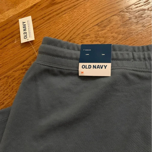 Old Navy Men’s Casual Shorts Blue Size Medium NWT - Picture 4 of 5